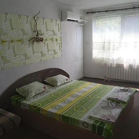 Къща За Гости *